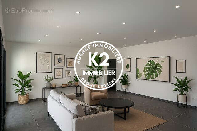 Maison à MONTELIMAR