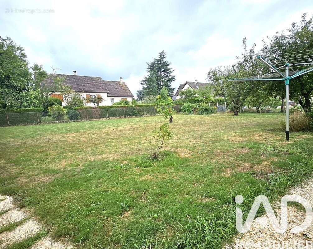 Photo 6 - Maison à LUCHE-PRINGE
