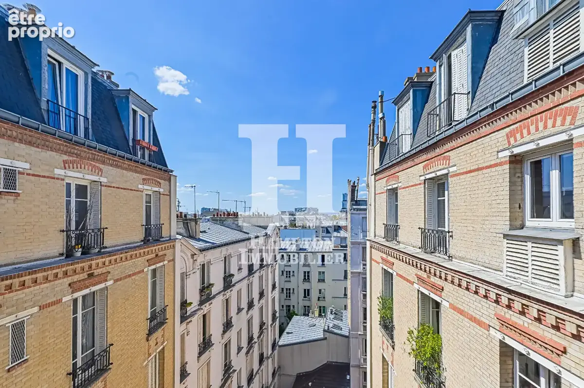 Exclusivité Batignolles ? 2 pièces lumineux avec une chambre indépendante, un débarras et une cave. - photo 8
