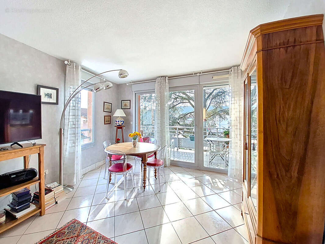 Appartement à BRIGNAIS