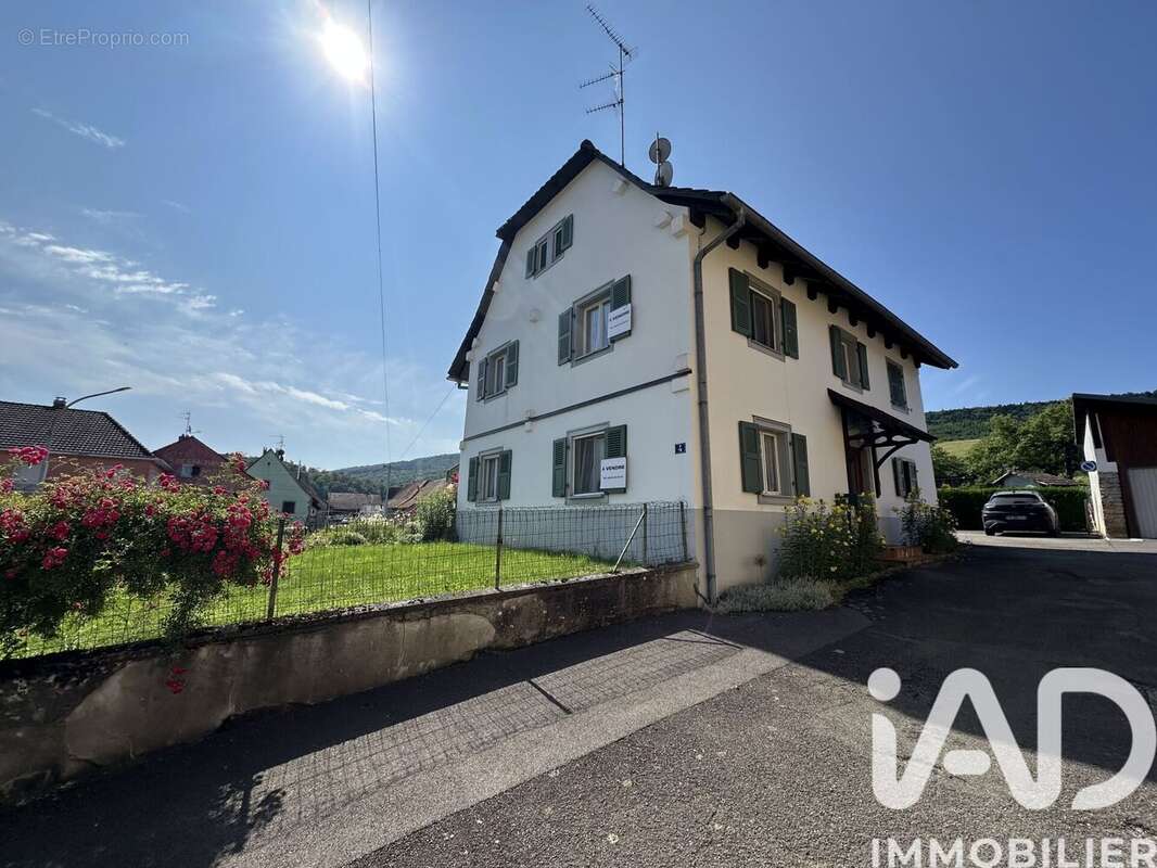 Maison 129 m² à Winkel  - photo 4