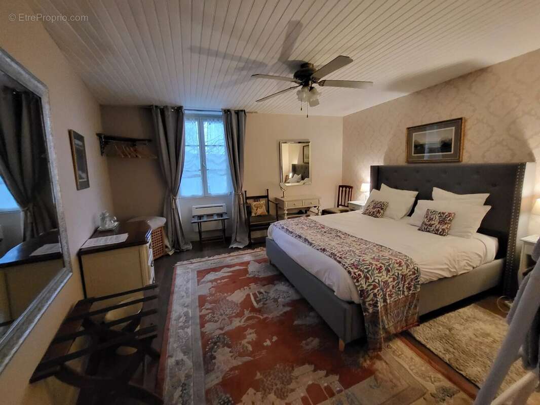 Maison à L&#039;ISLE-JOURDAIN