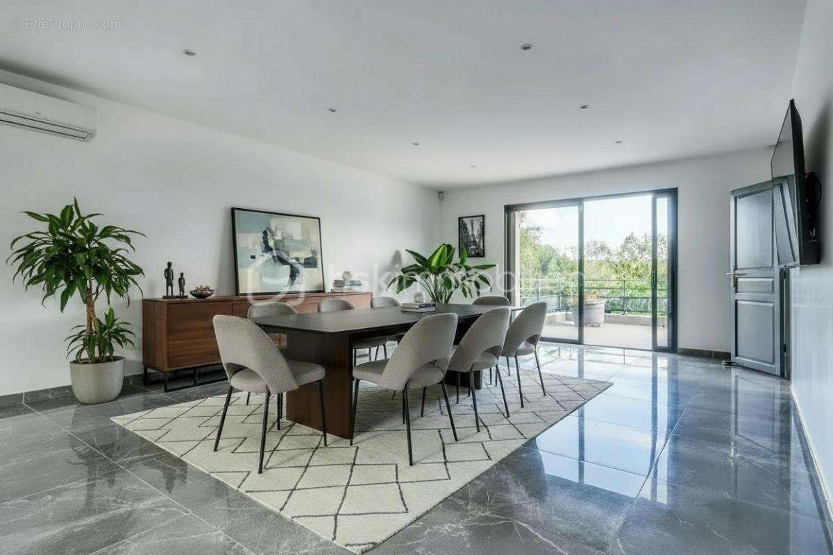 Maison à CLAYE-SOUILLY