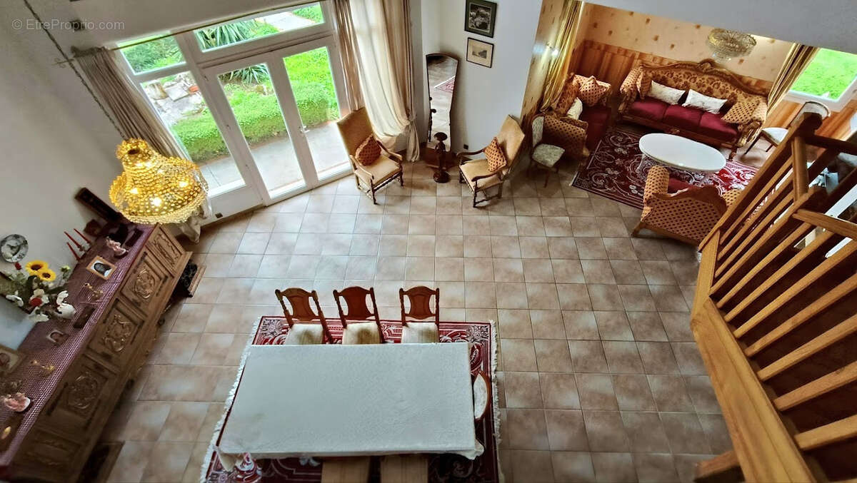 Maison à COMPS