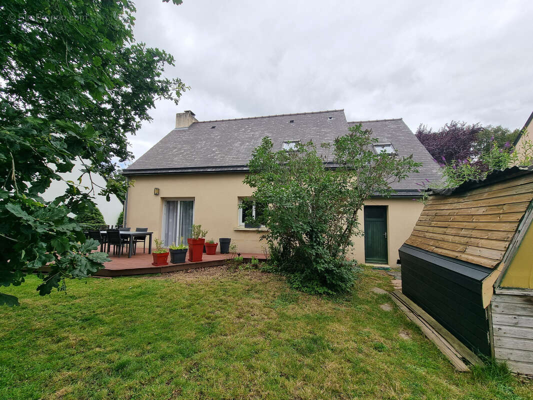 Maison à SAINT-ERBLON