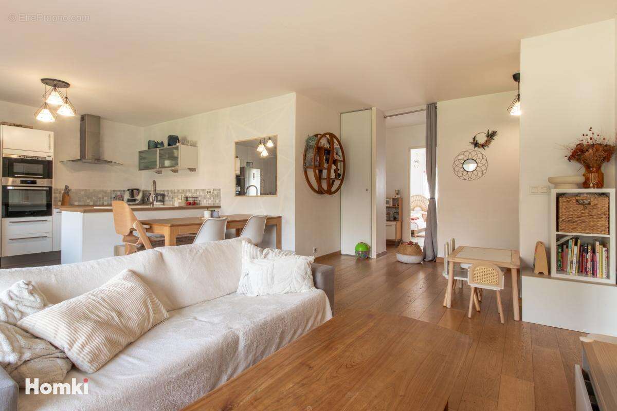 Appartement à CALUIRE-ET-CUIRE