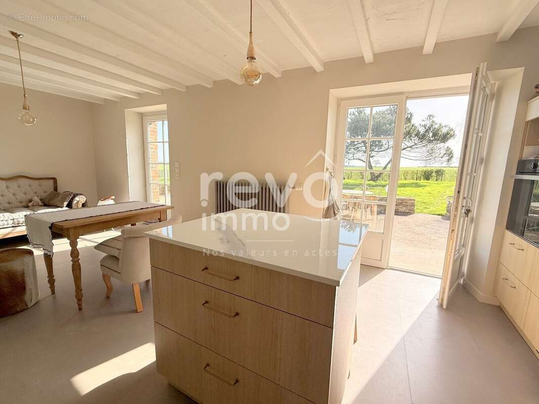 Maison à LES BROUZILS