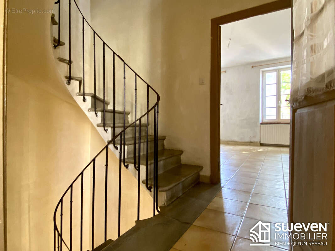 Maison 130 m² à Trebes  - photo 4