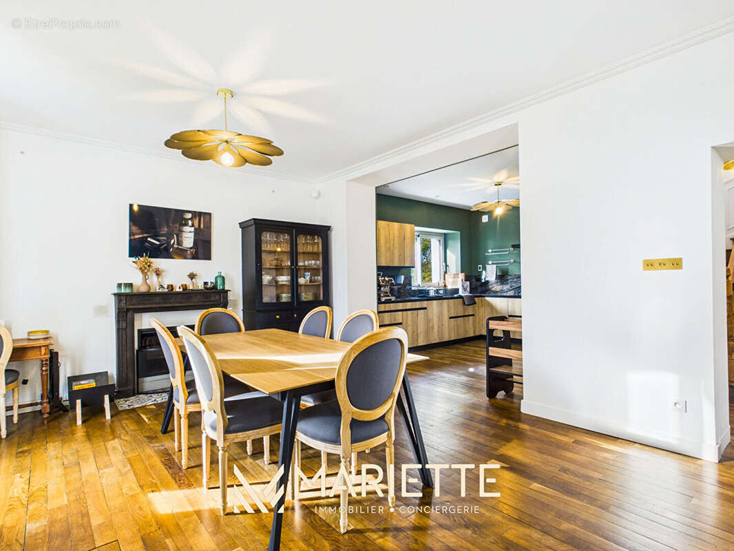 "LA MÉTAIRIE" Entre terre et mer - Maison de maître de 197 m² avec bâtiments - photo 4