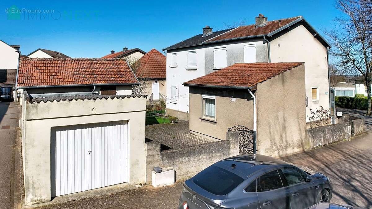 Maison à SAINTE-MARIE-AUX-CHENES