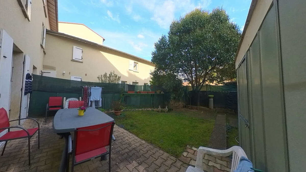 Appartement à BOURG-DE-PEAGE