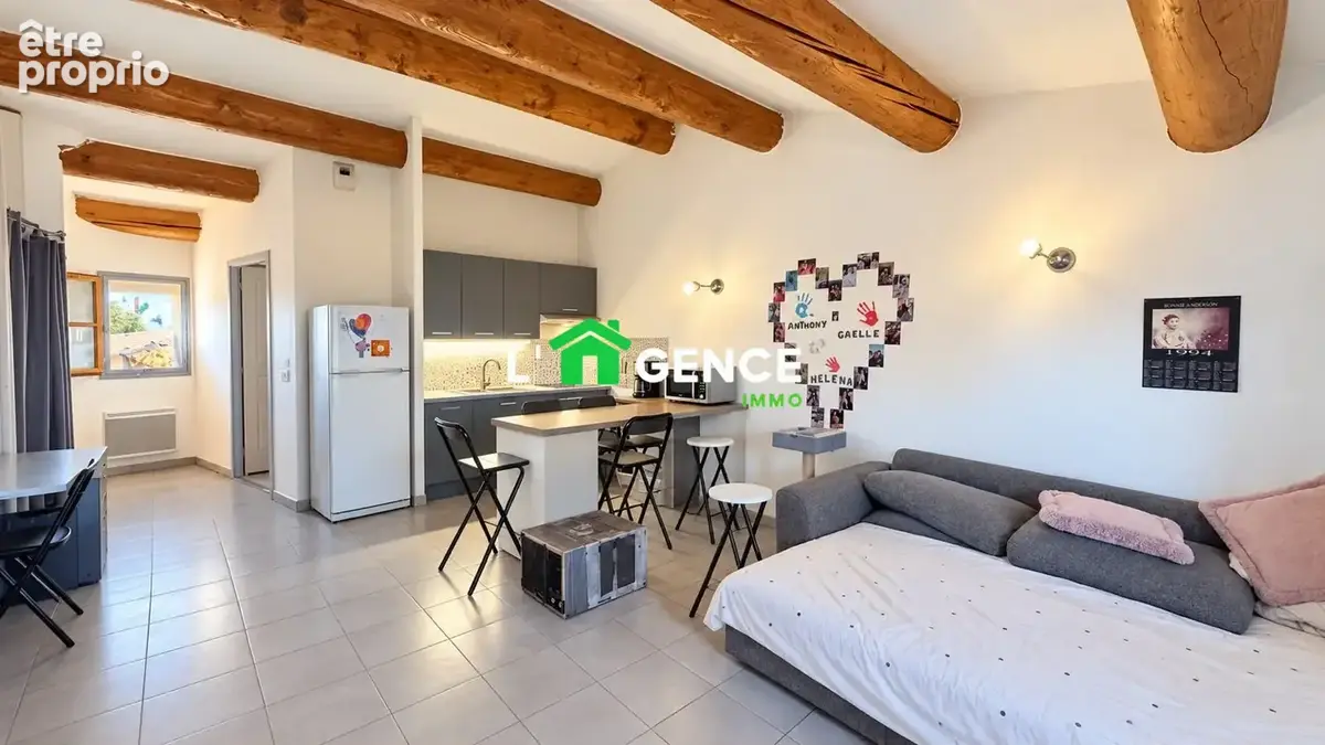 Appartement 3 pièces 58 m² à vendre à Saint-Mitre-Les-Remparts (13920) - photo 1
