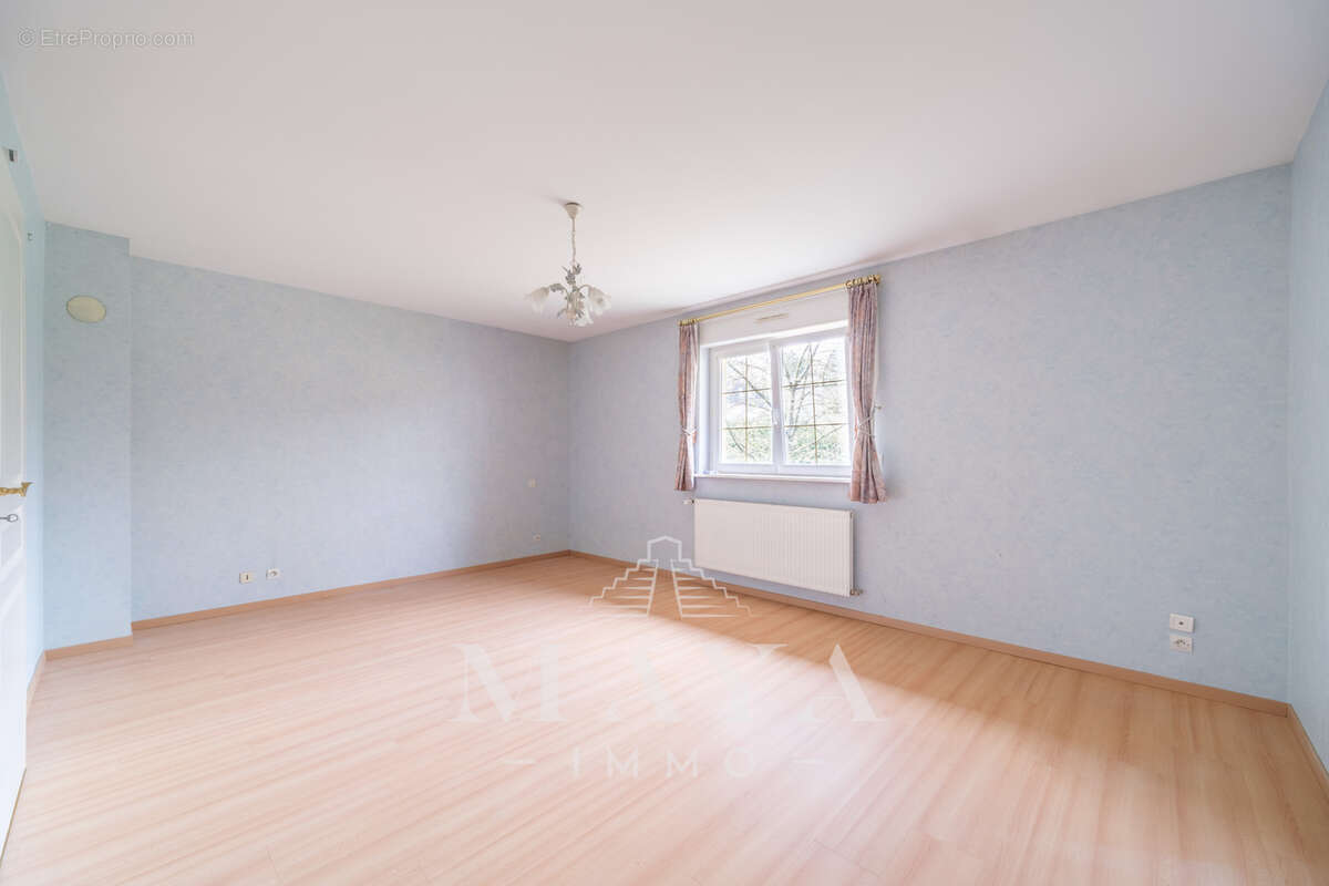 Sierentz, Maison de Plain-Pied sur 12.47 ares. - photo 7