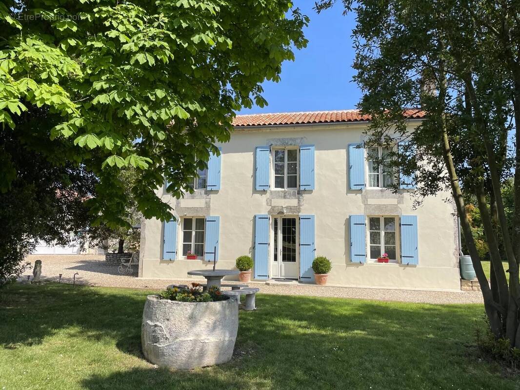 Maison à LA CROIX-COMTESSE