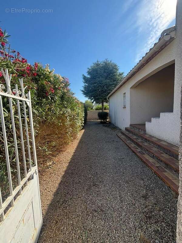 Maison 168 m² à Villetelle  - photo 3