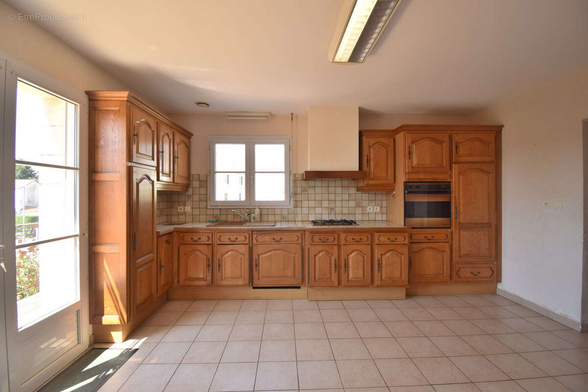 Maison d'habitation - photo 4