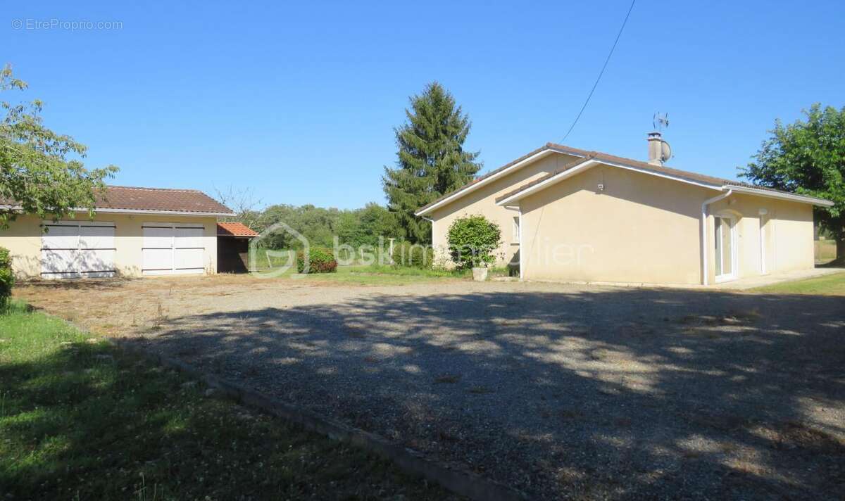 Maison à AIRE-SUR-L'ADOUR
