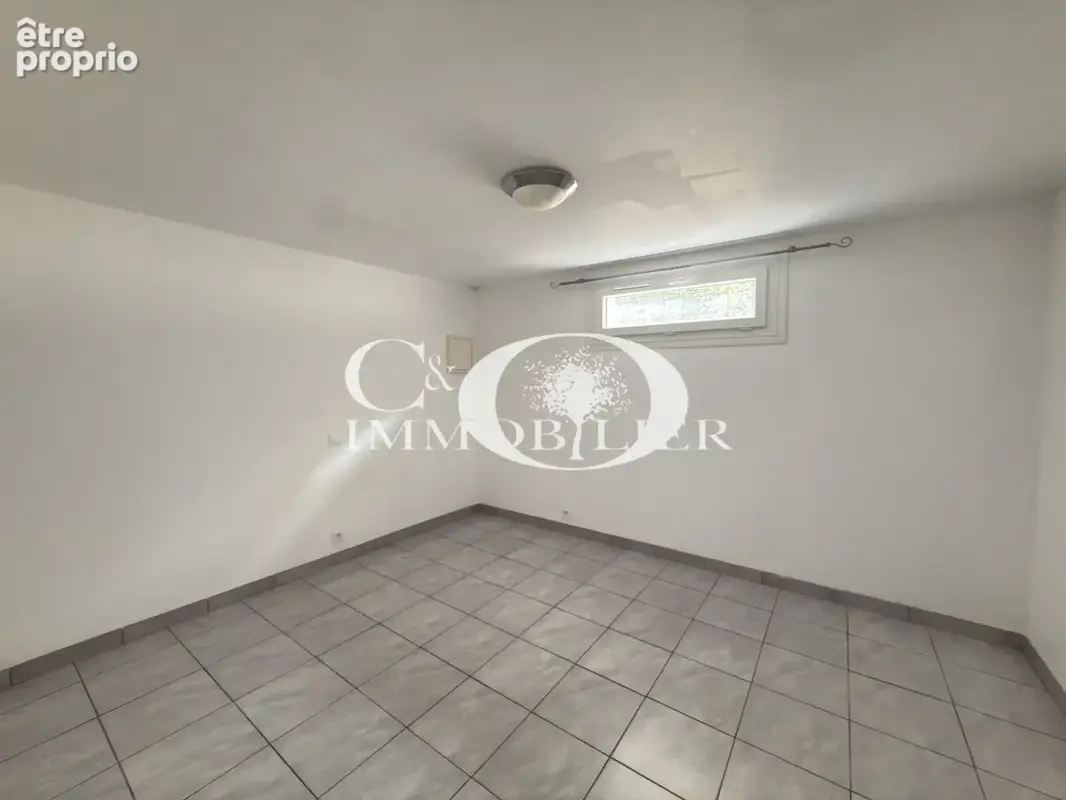 Maison 3 chambres + un bureau - garage et 622 m2 de terrain - photo 10