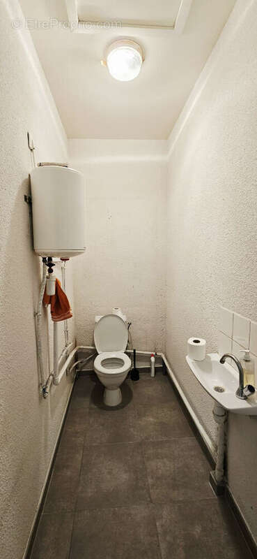 Commerce à NARBONNE