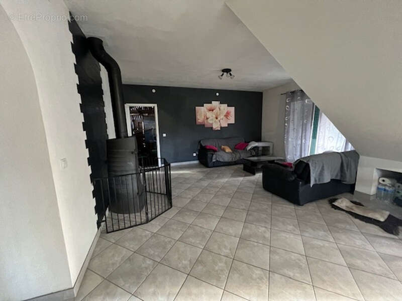 Maison à FEUGAROLLES