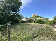 Terrain à SUZE-LA-ROUSSE