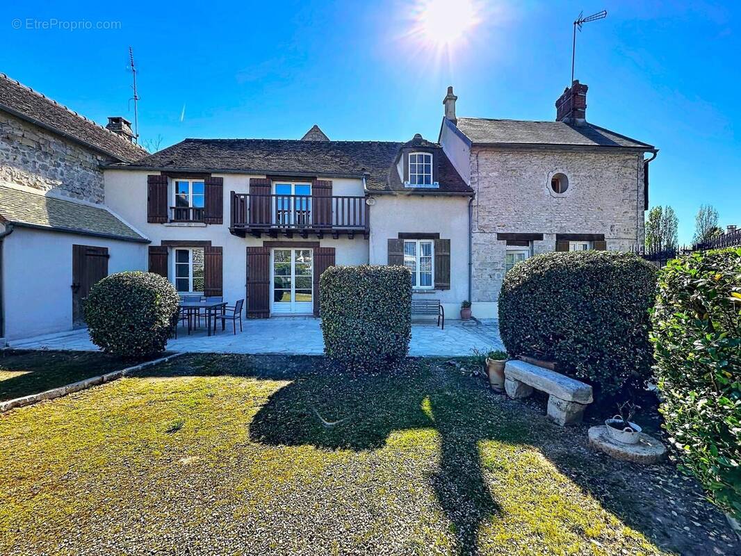 Photo 1 - Maison à NOISY-SUR-ECOLE