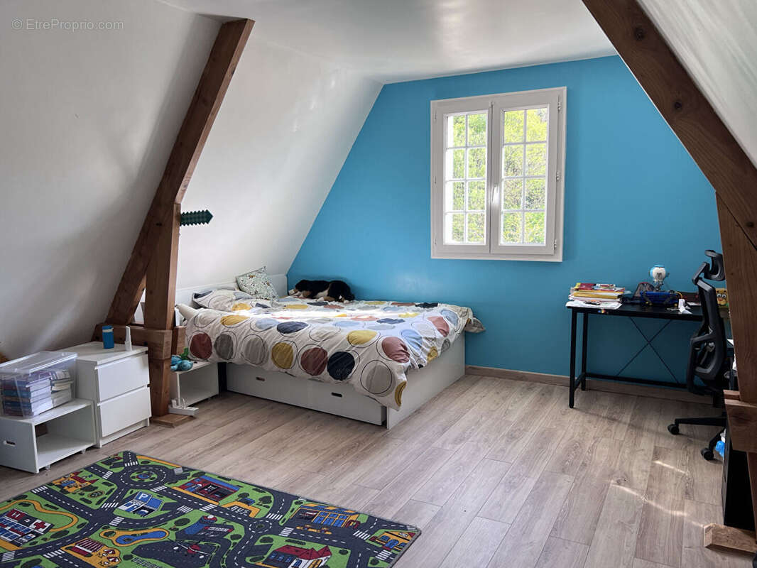 Maison à REUGNY