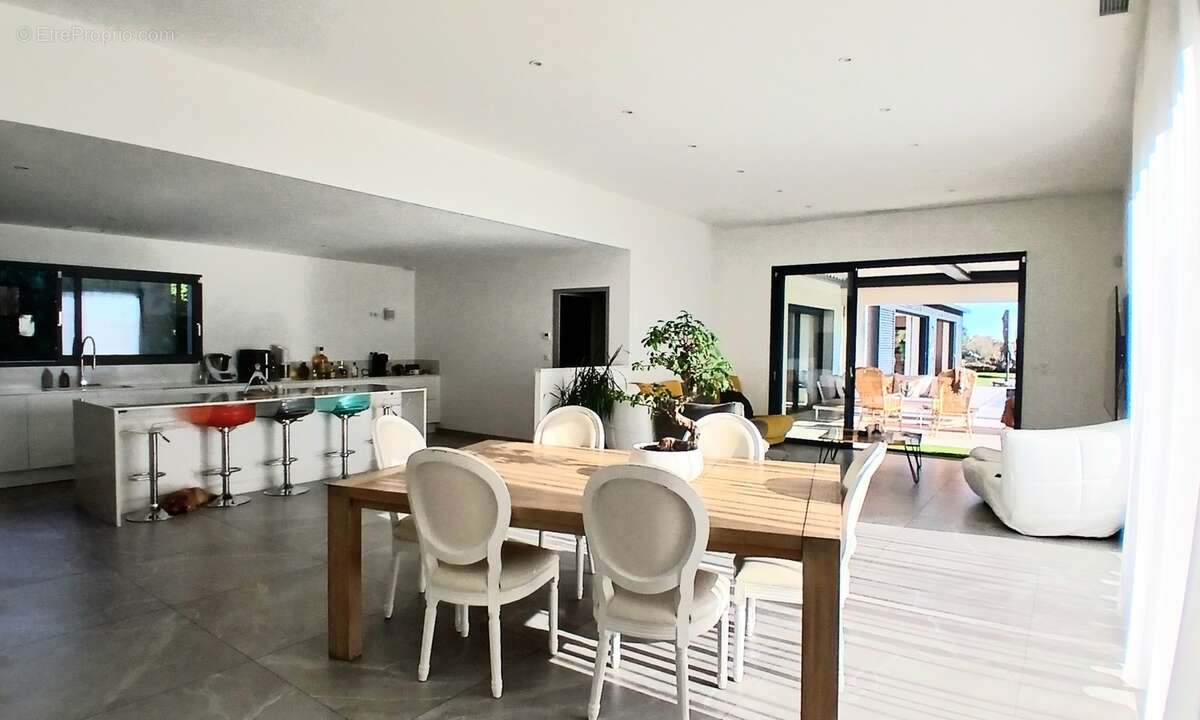 Maison à MURVIEL-LES-BEZIERS