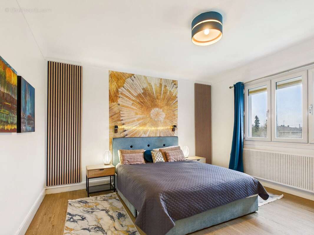 Belle Maison Présentée avec Appartement d’Amis, Piscine et Jardin Clos - photo 8