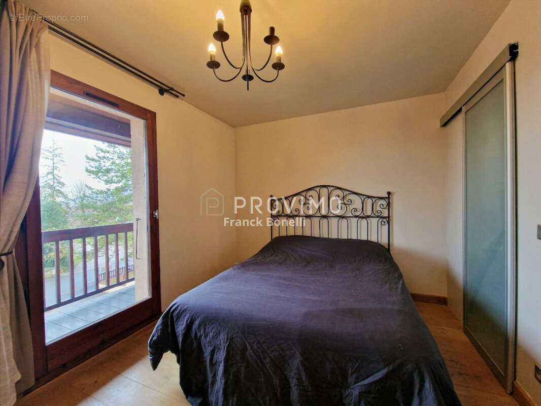 Appartement à ARCHAMPS