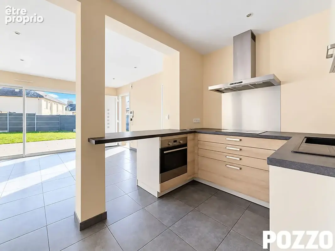 A VENDRE - Maison 101m² - GRANVILLE (50400) - Proche des commodités ! - photo 4