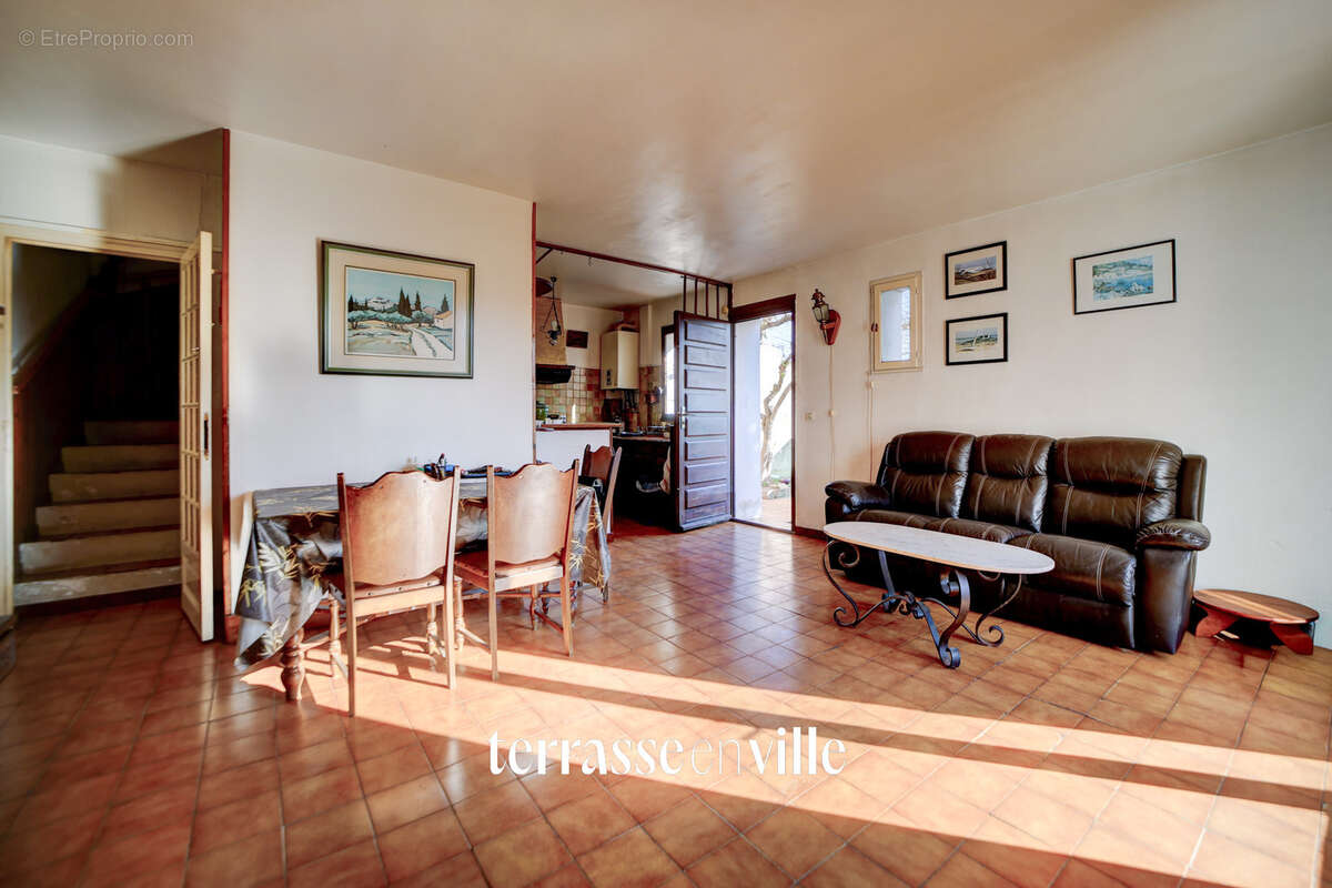 Rare - la ciotat - maison de ville - vue mer - jardin - chantier naval - t4 - photo 5