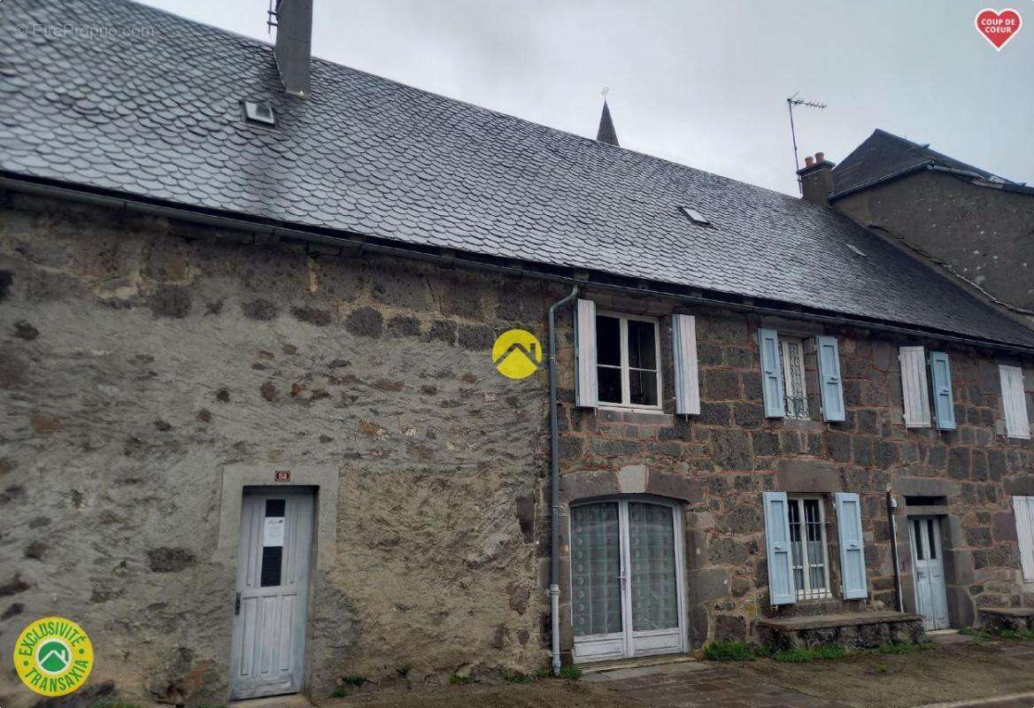Maison à MURAT