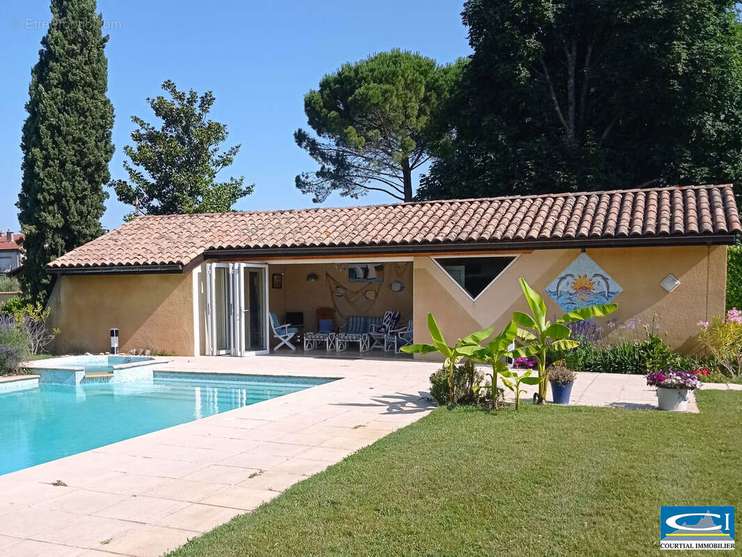 Maison à TOURNON-SUR-RHONE