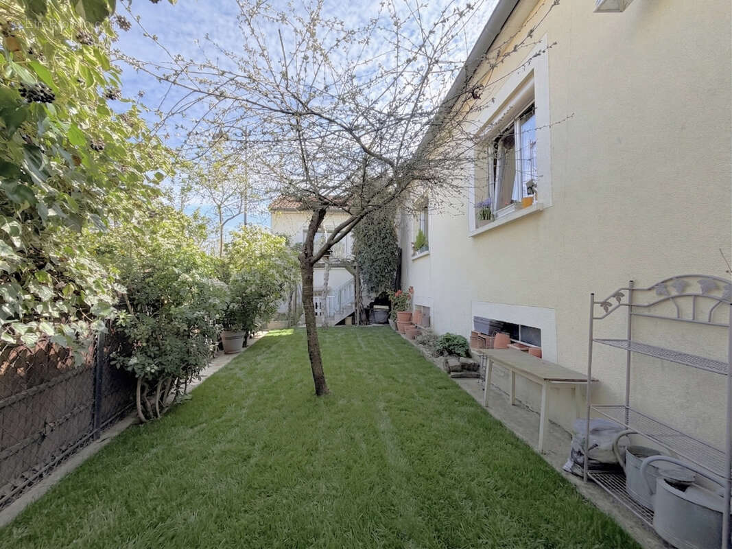 Maison à RUEIL-MALMAISON