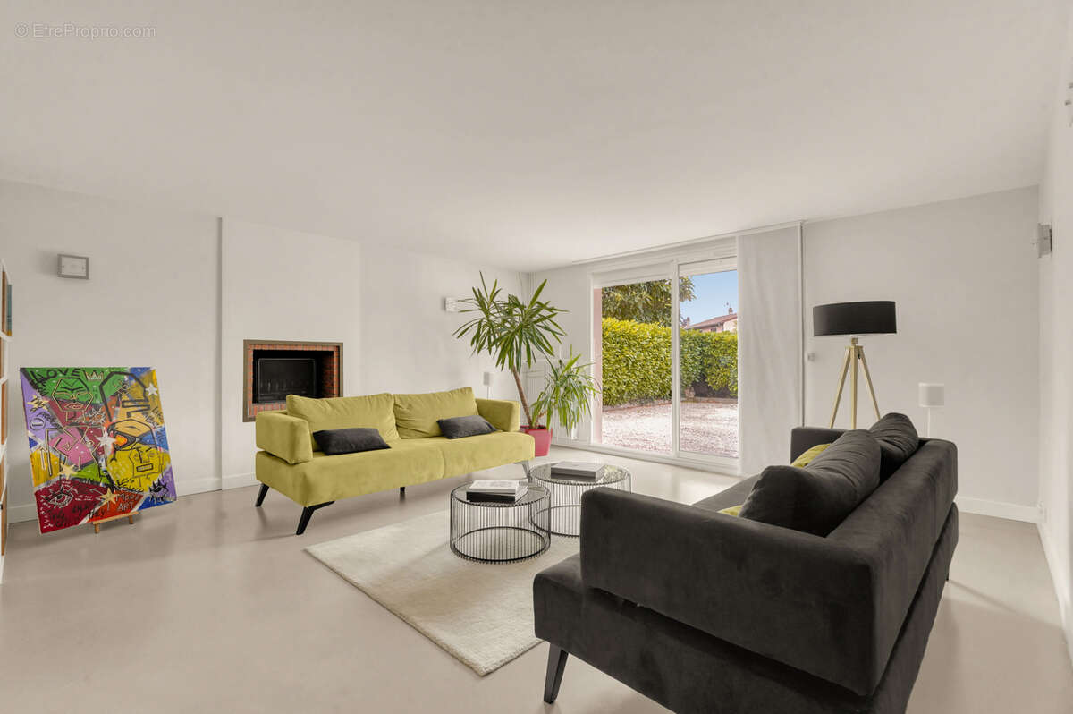 Maison à SAINT-JEAN