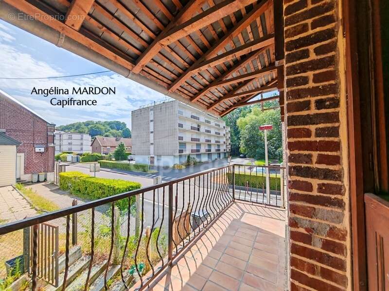 Maison de ville familiale T7 de 139 m² à Bolbec (5 à 6 chambres) avec cour et atelier - photo 9