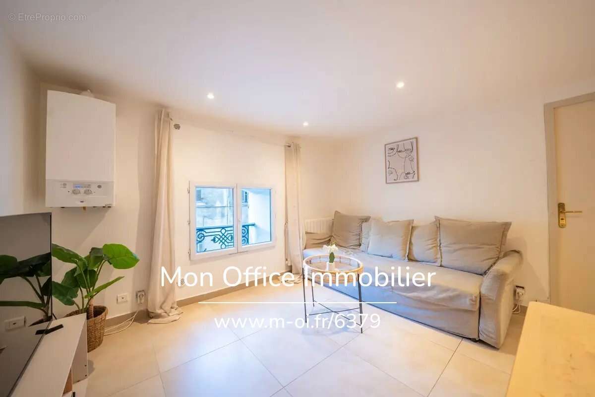 Appartement à MARSEILLE-6E