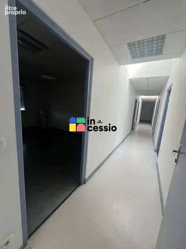 À VENDRE – Plateau de bureaux lumineux – 406 m² env. – Z - photo 9