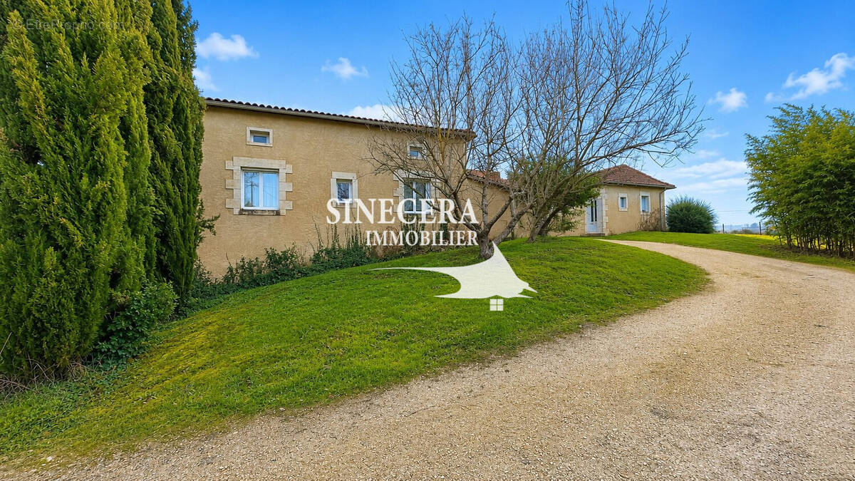 Maison à RIBERAC