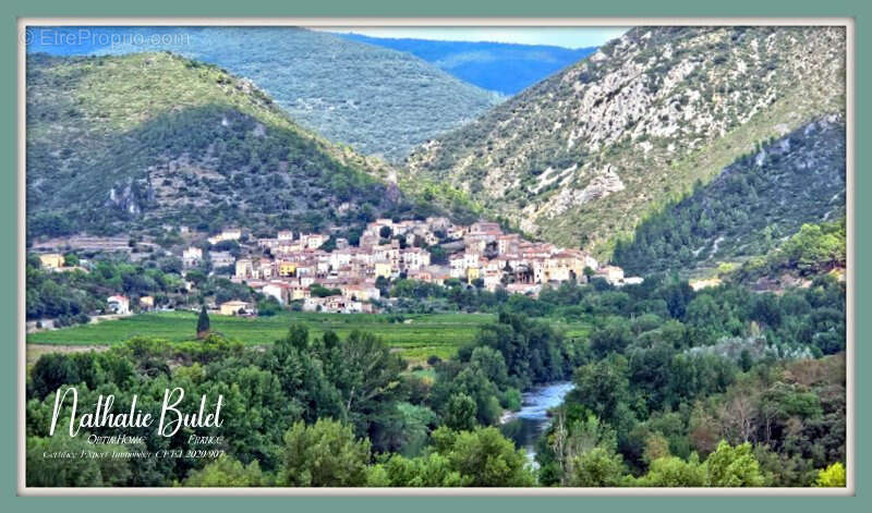 À vendre – Maison de village avec vue imprenable – Roquebrun (34360) - photo 8