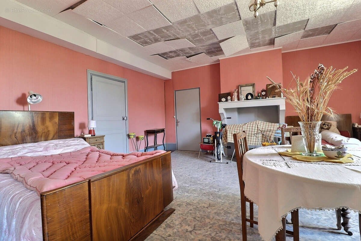 Maison à CHARRECEY