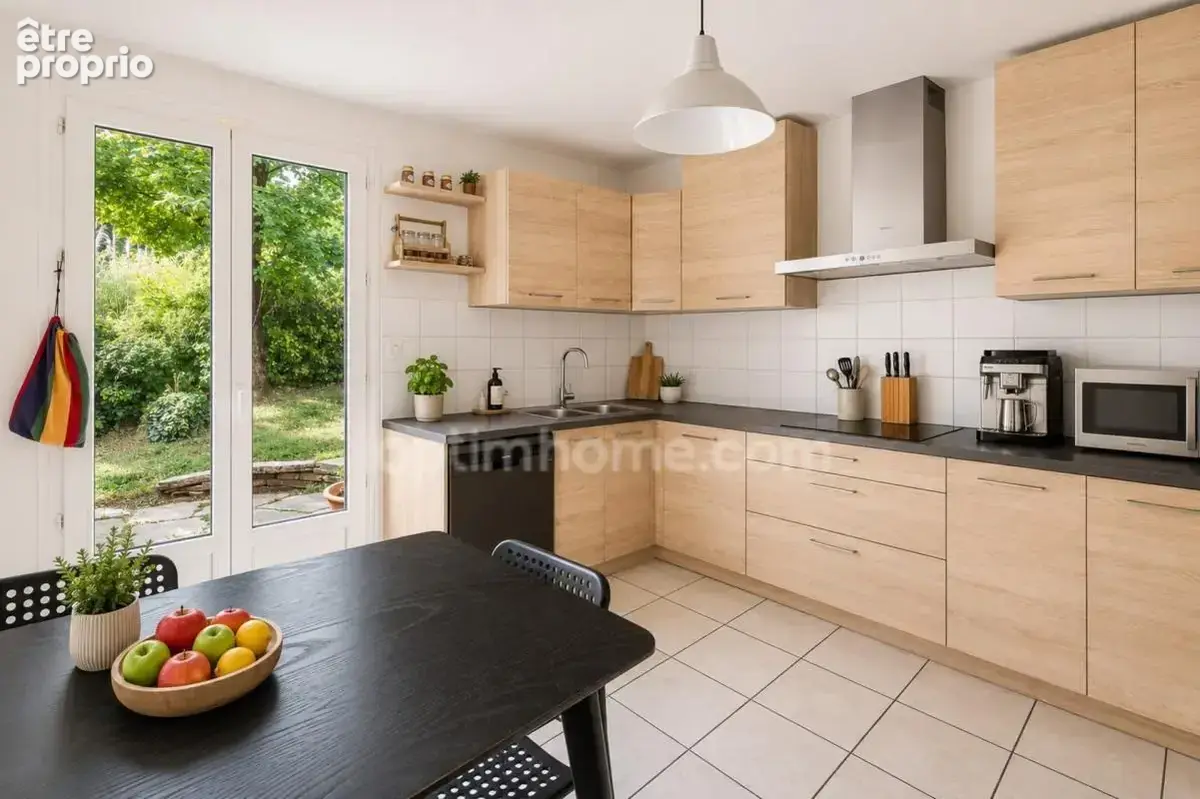 Maison à vendre à Collonges-au-Mont-d’Or (69660) – 170 m² sur terrain de 1 700 m² à bâtir - photo 8