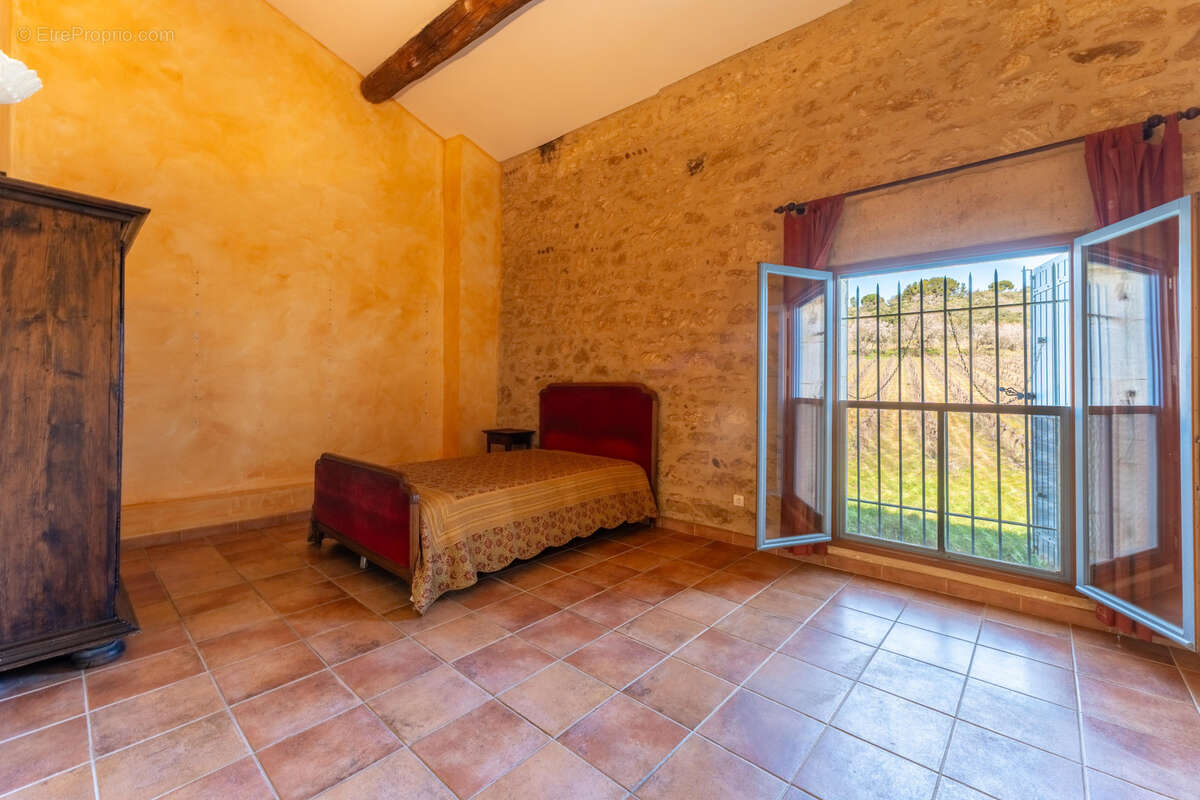 Maison à BELLEGARDE