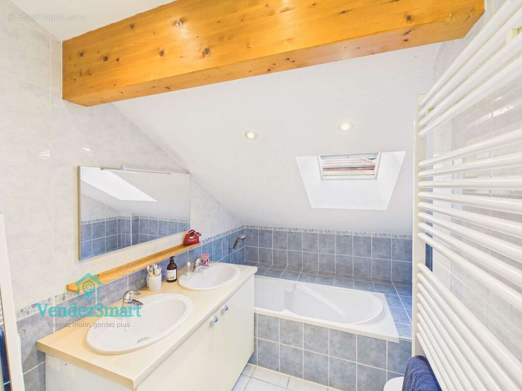 Photo 7 - Appartement à VIRY
