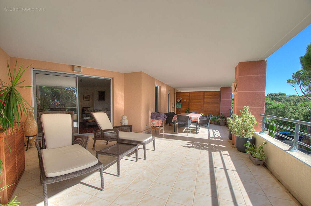 Appartement à SAINT-RAPHAEL