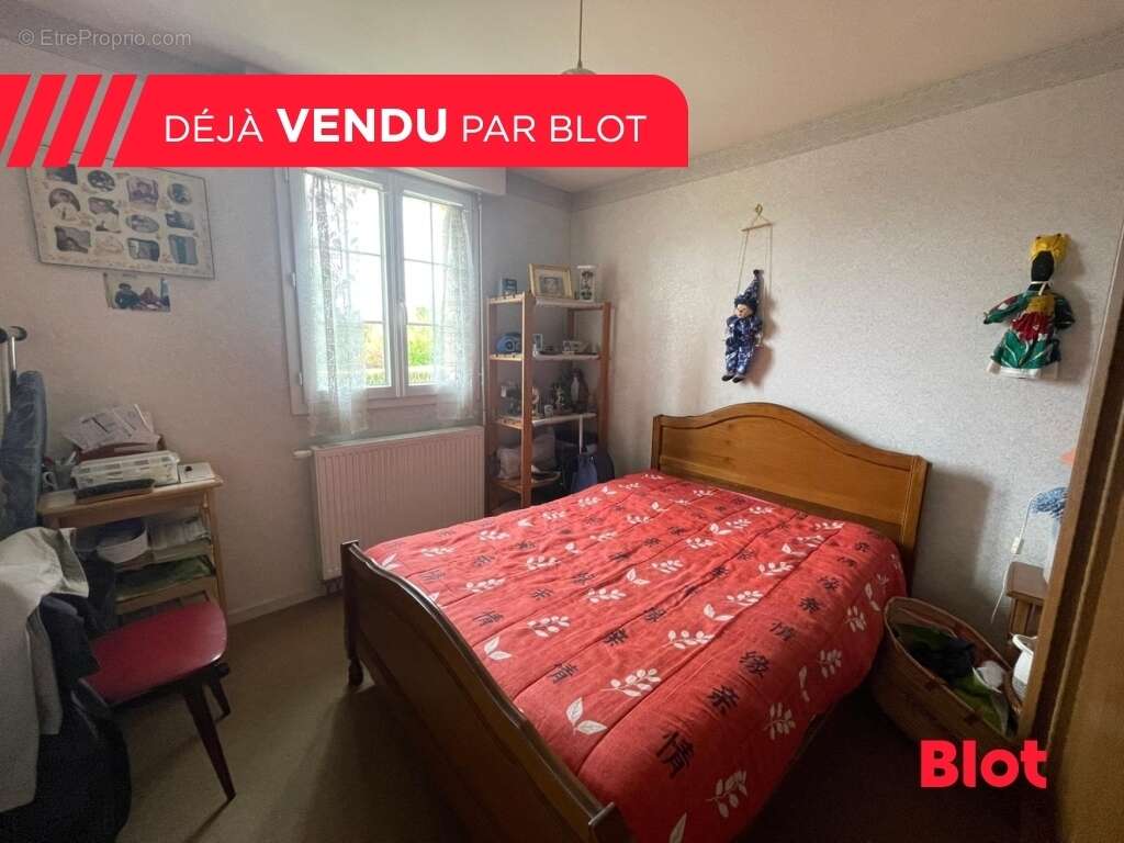 Maison à ARGENTRE-DU-PLESSIS