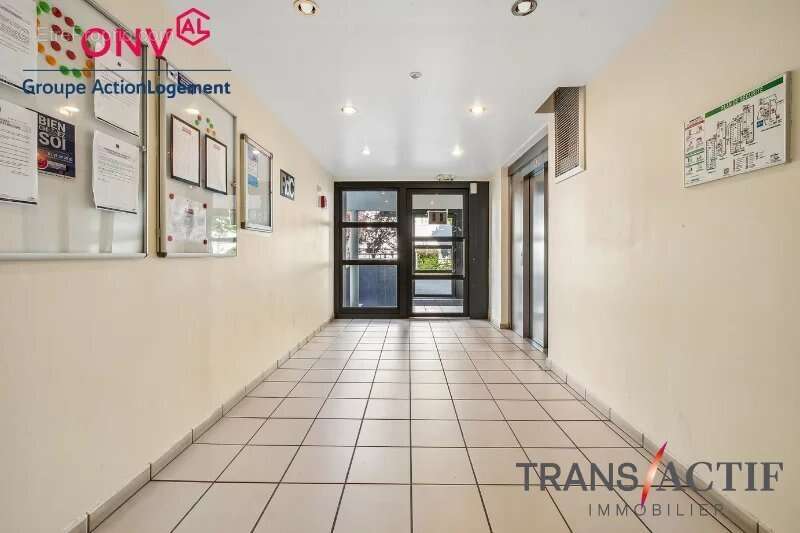 Appartement à SAINT-CYR-L'ECOLE