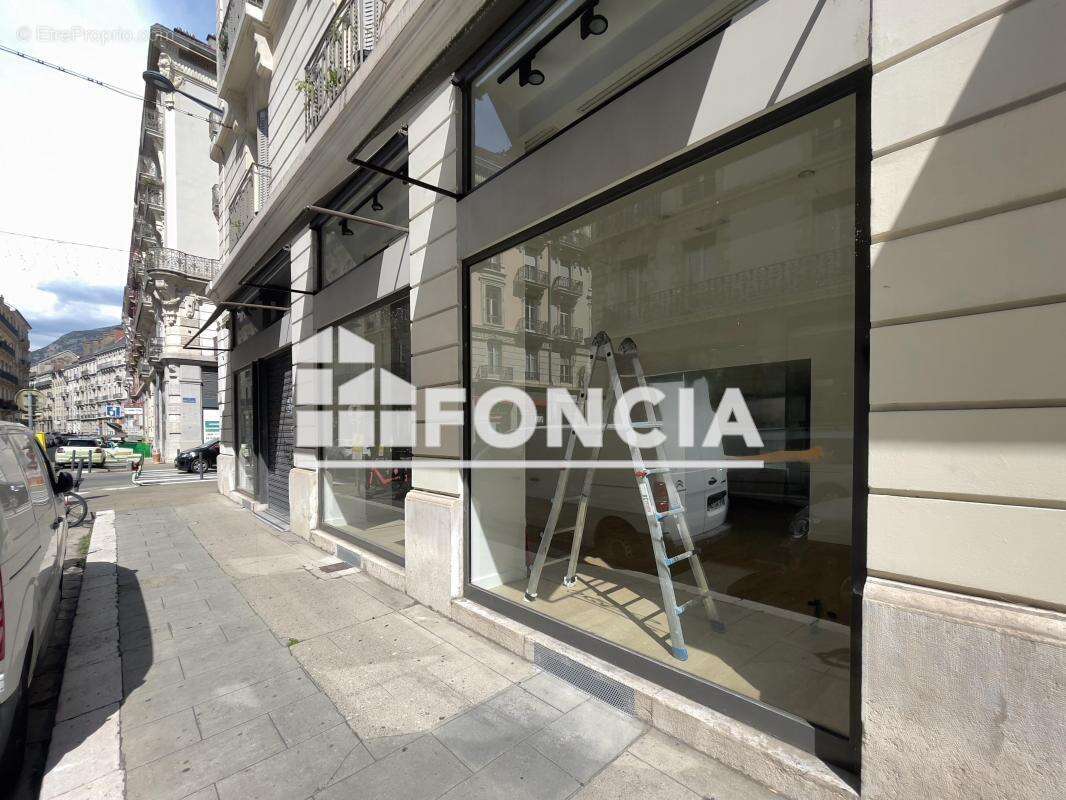 Commerce à GRENOBLE