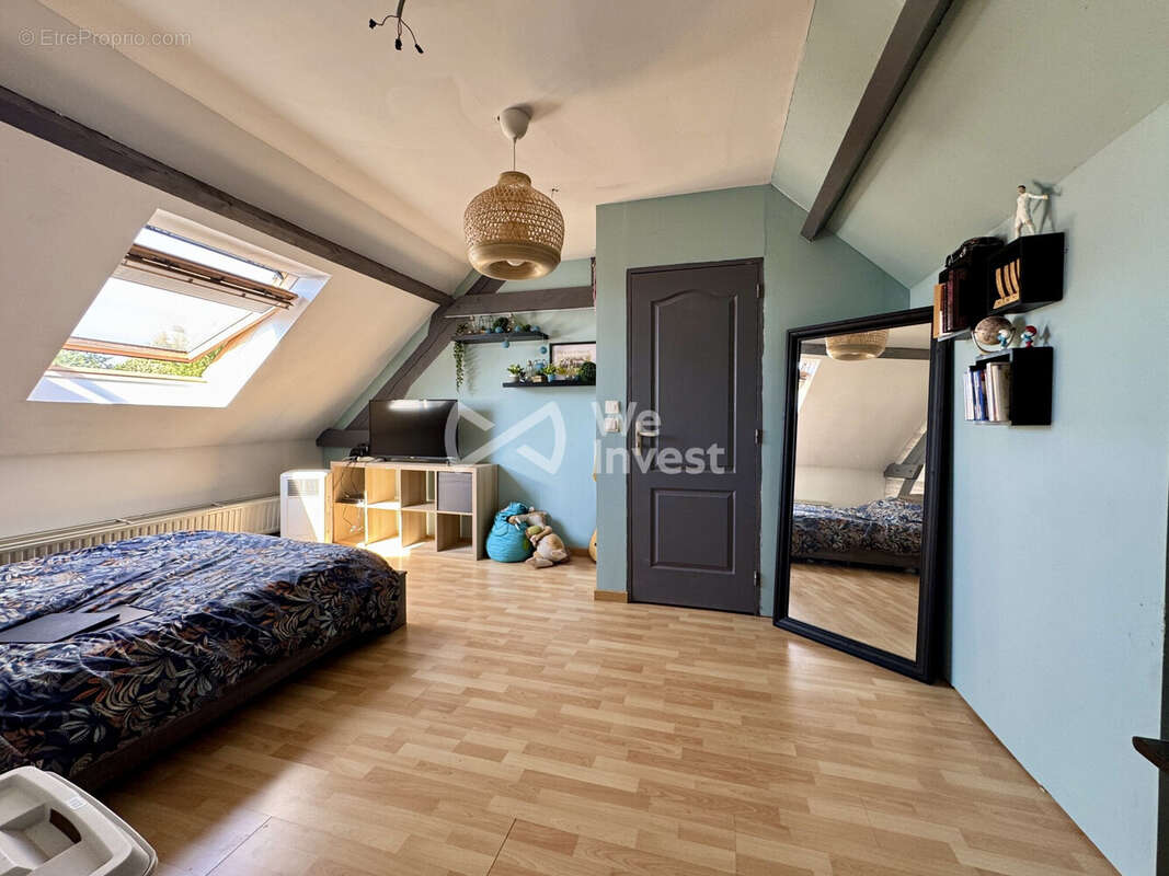 Maison 250 m² à Auchy-Les-Mines  - photo 8